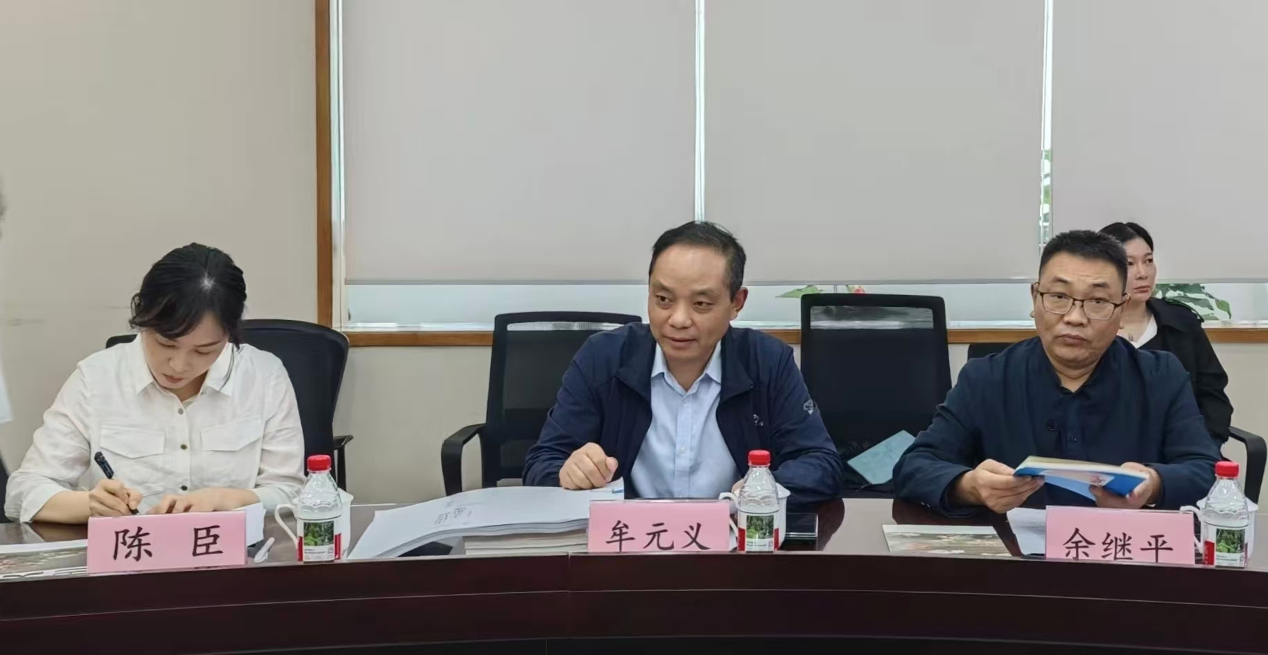 89f92f6be8db2c798a2bb411a143a7a4