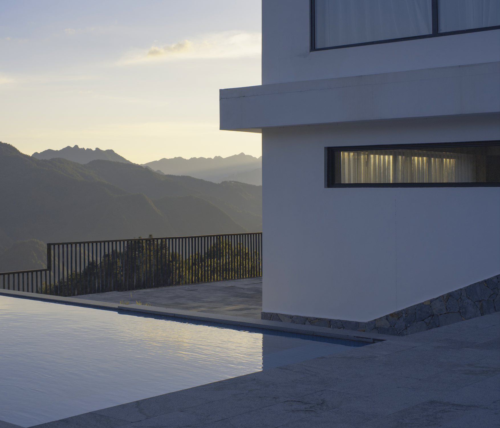 截屏2025-10-24 下午4.39.45