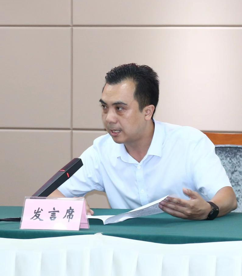 8fb2e3b95e55d12cb51e674a5002b433