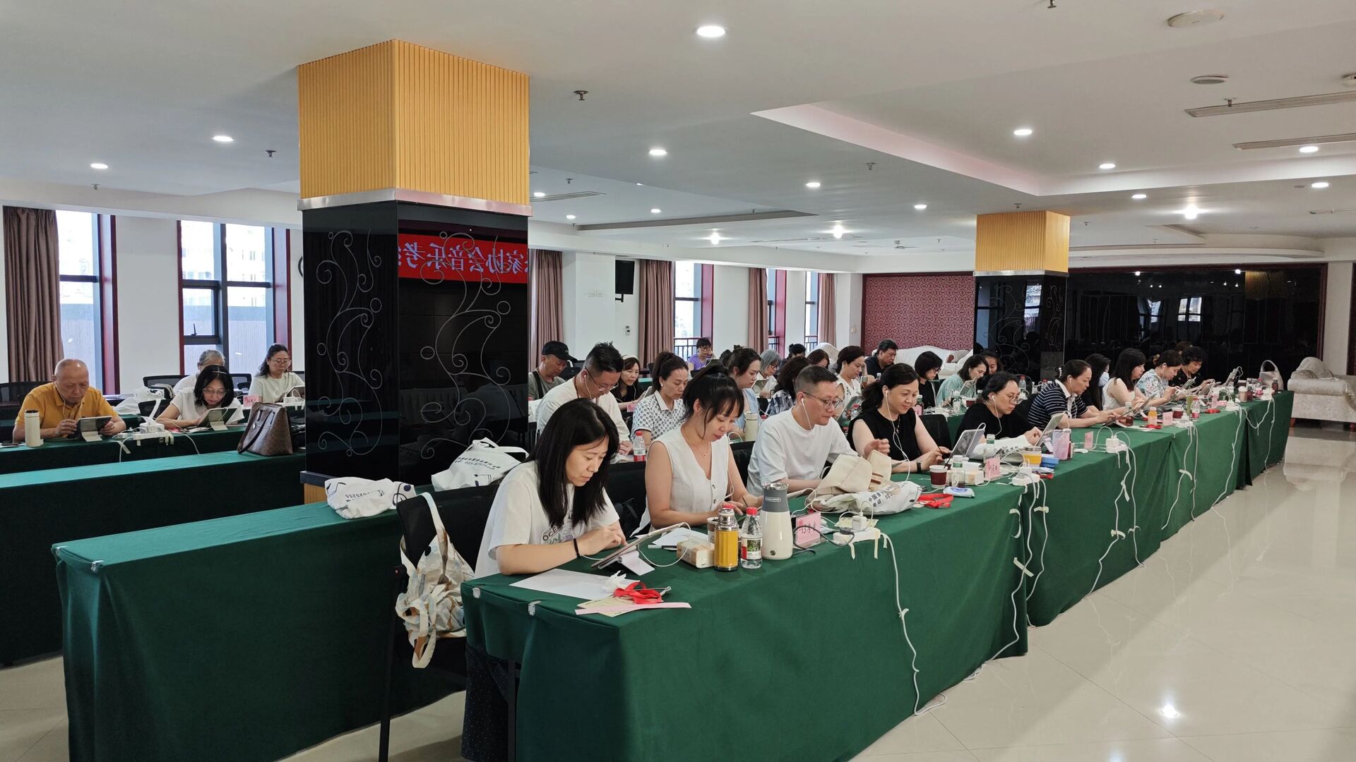 0630e6b6e319cb438b4d03568c1478fd