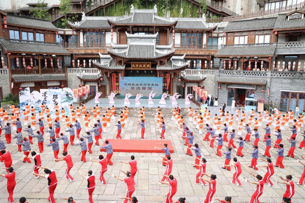 c7dc27ca18f8bd19df514c5b4756274c