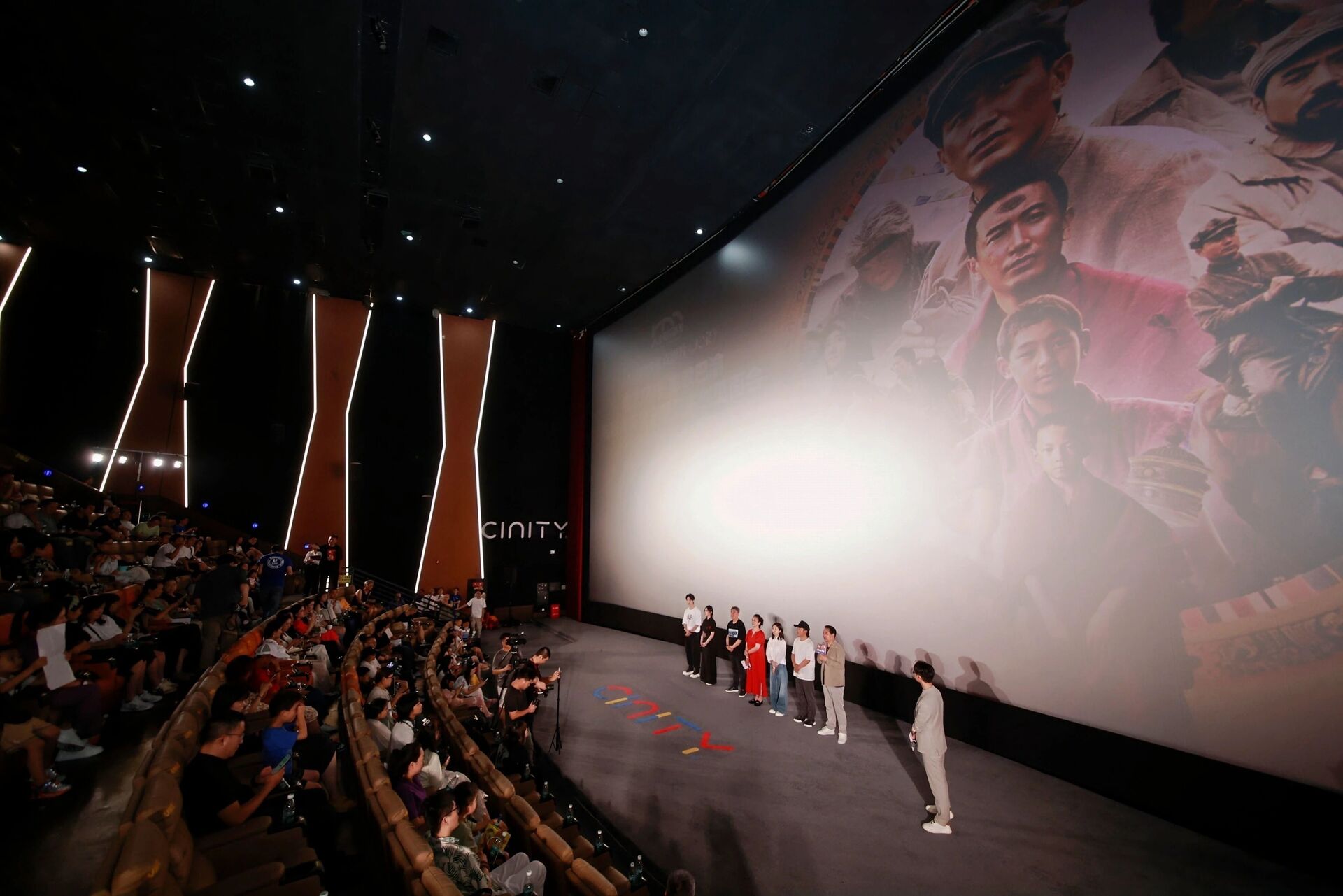 5a1e2493faa34238a8589ae0d17b1943