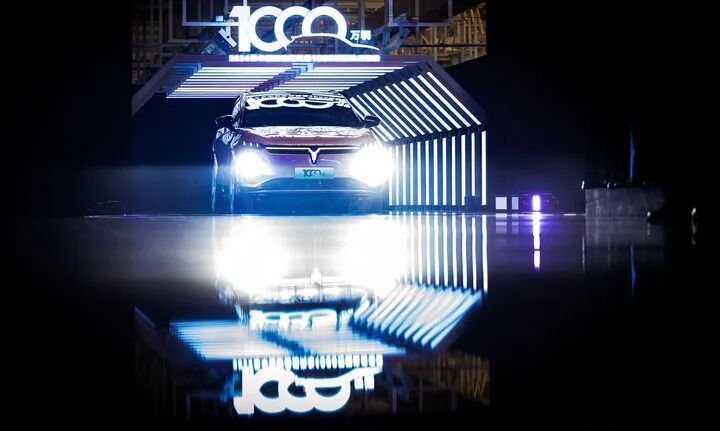 8b183085658eaf1022418b3c034b759e