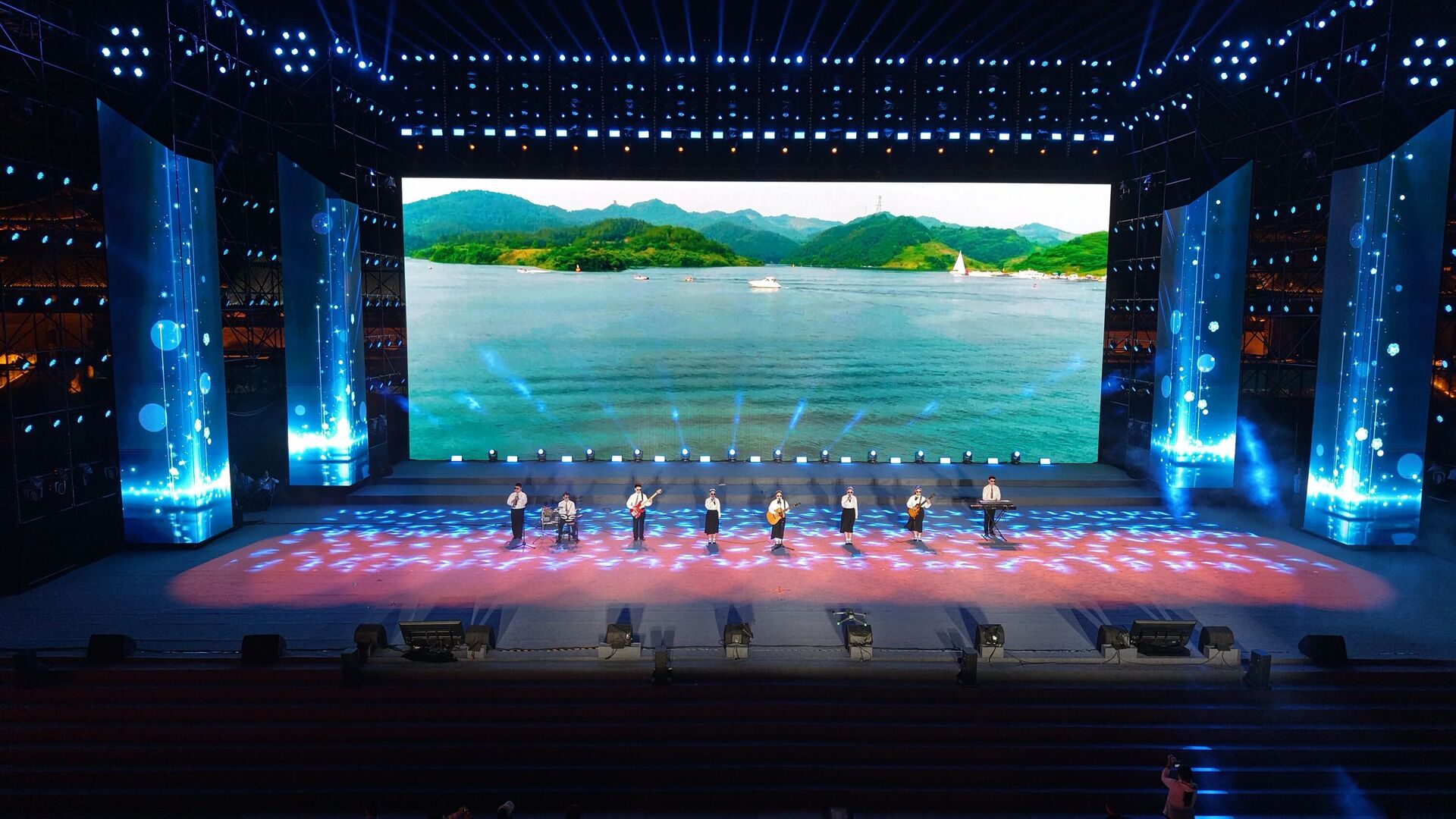 6e47048e160cf0b73a3df5534a3b7ba9