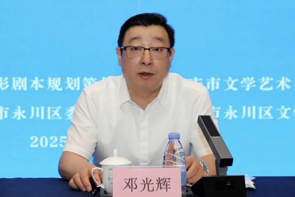 f77d699132442e8d1588e85de791908b