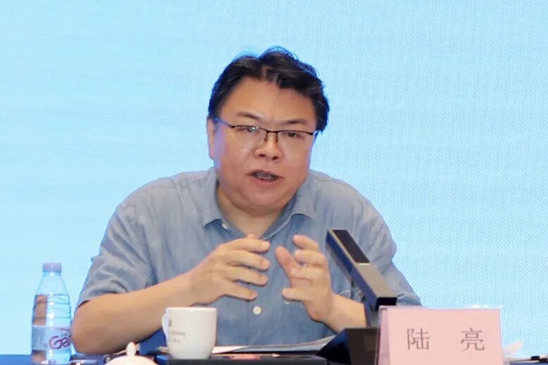 6ab57c351a9fc3704642dd74bf1083fe