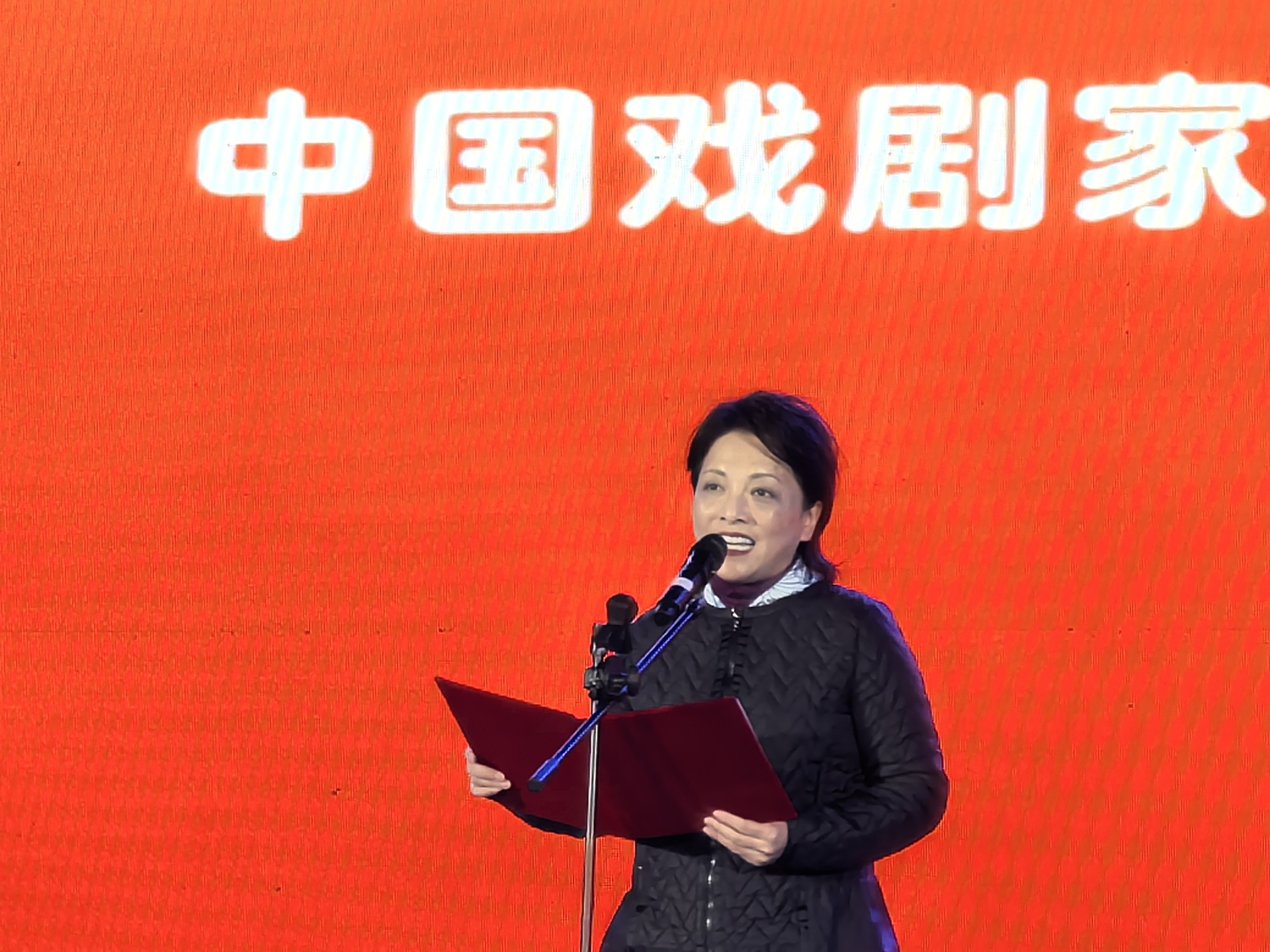 _cgi-bin_mmwebwx-bin_webwxgetmsgimg__&MsgID=3099260781620285394&skey=@crypt_b4ffd_5cbf5de82e12dcd6bfe9448a535aabac&mmweb_appid=wx_webfilehelper