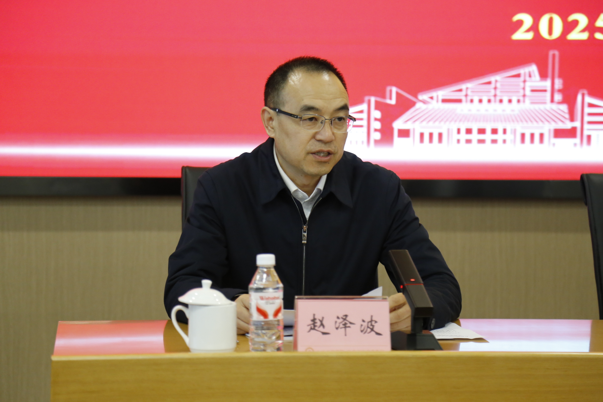 dbc1828be747dd0b0ff875f73a8bcde6