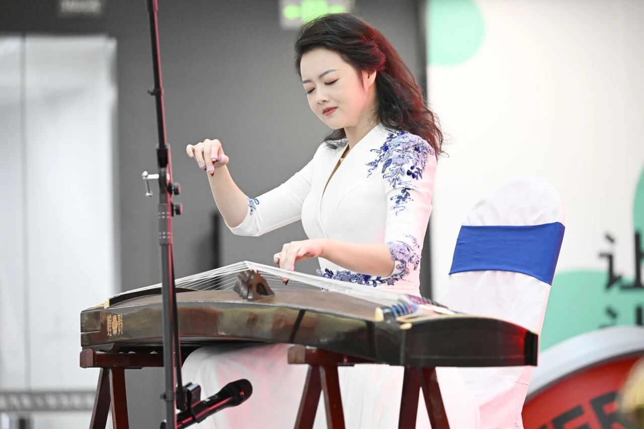 1e2924cd412aba2b551758c8e6341774