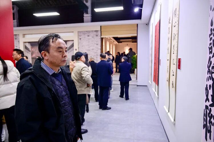 eab23b6f4355b083c8e4e262b7732453