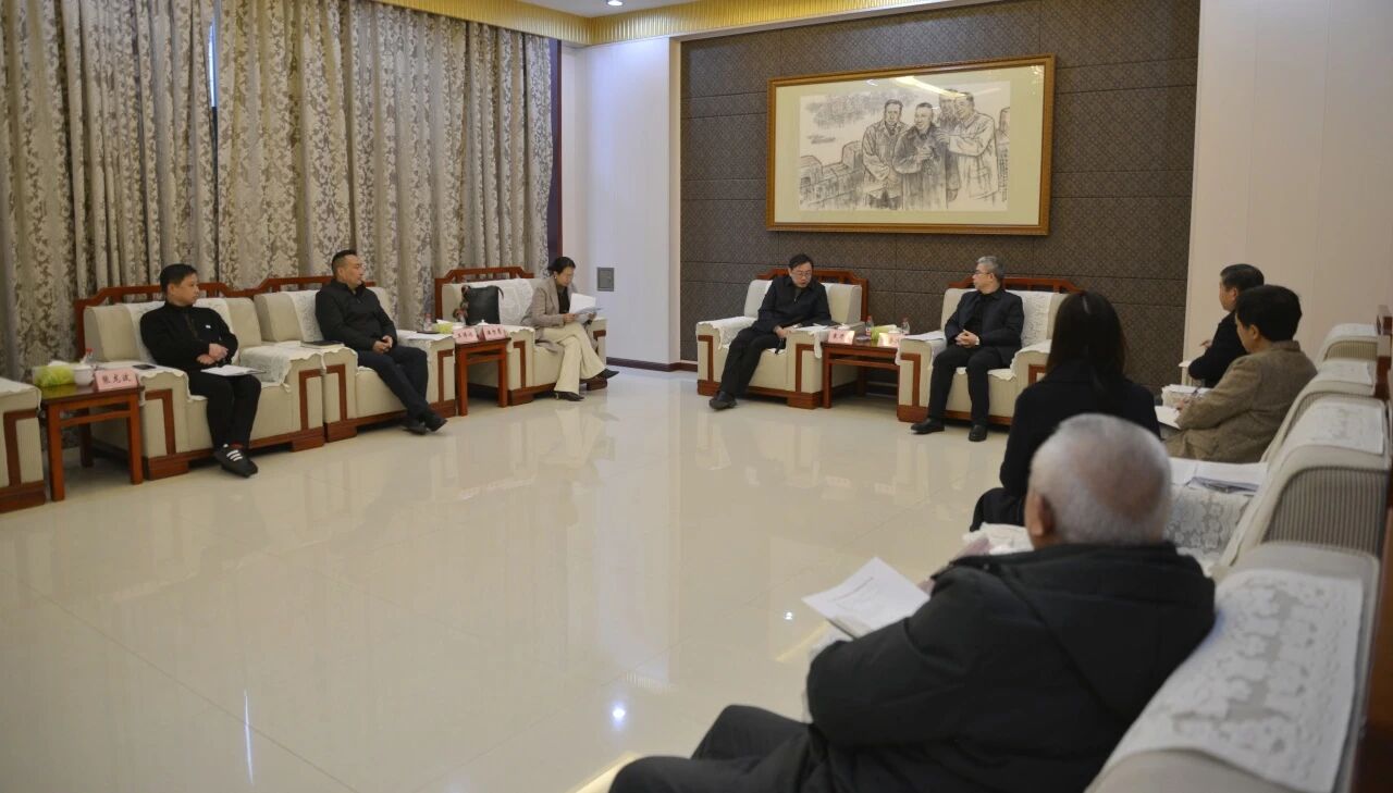 07dc4d8a4d763f4acf42650f71bbe71d