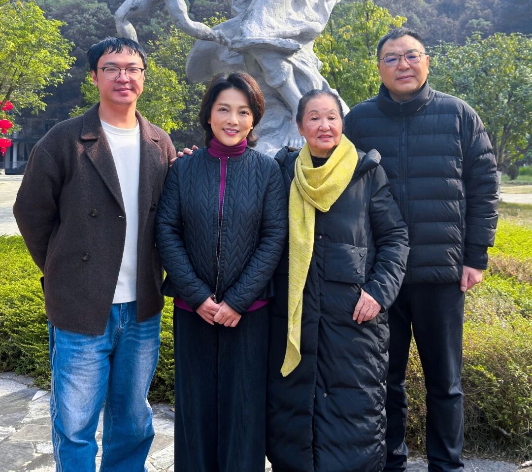 f6bc0584bc06a528101135bc3927a815