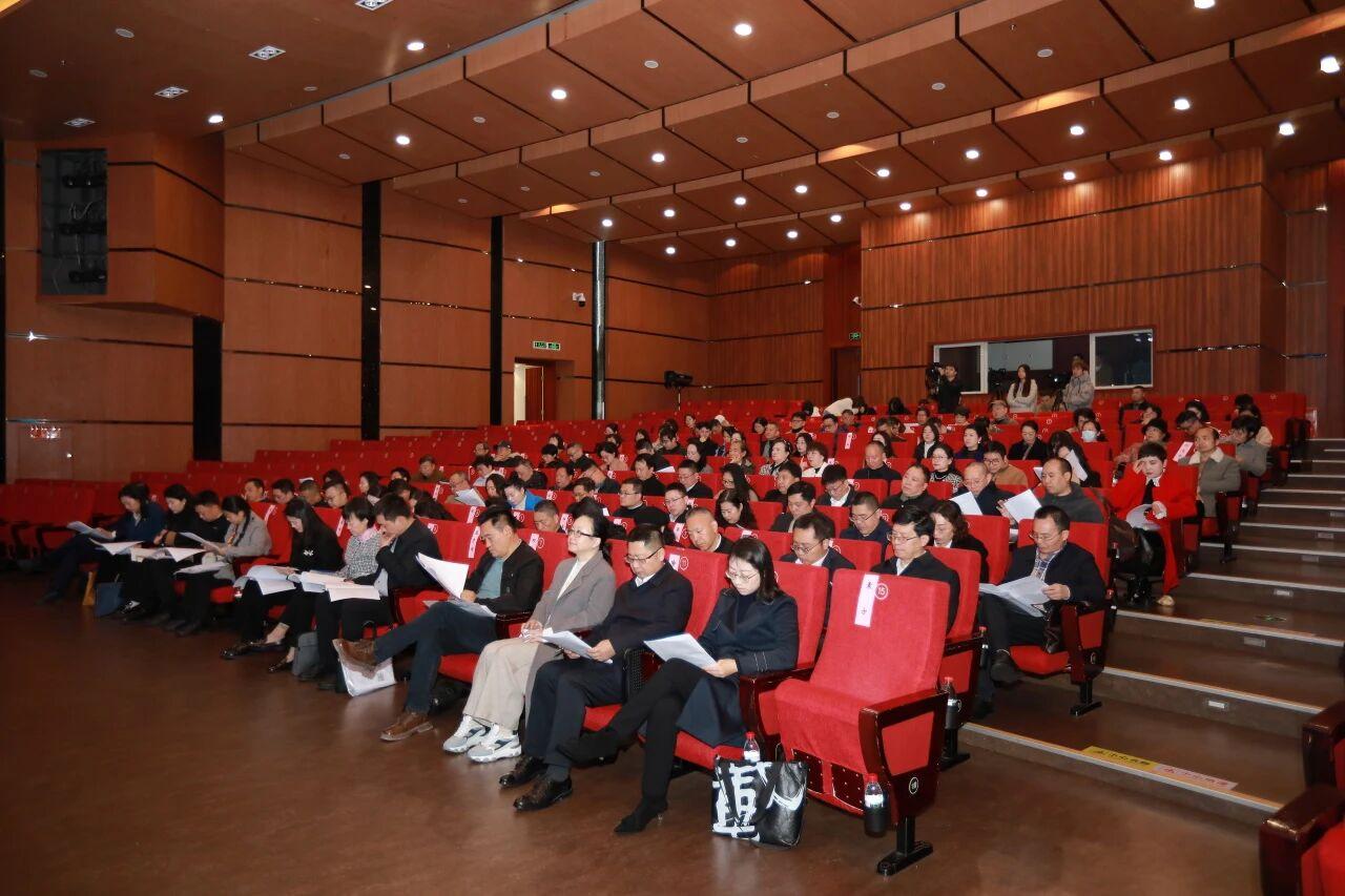 ba3f42035aa808c5013060dd6ab31dd3