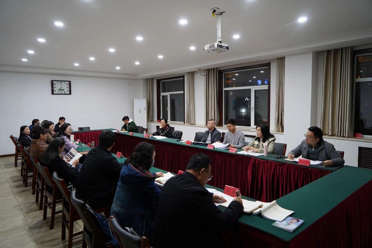 6825a8639f3695bda957258d184c28c9