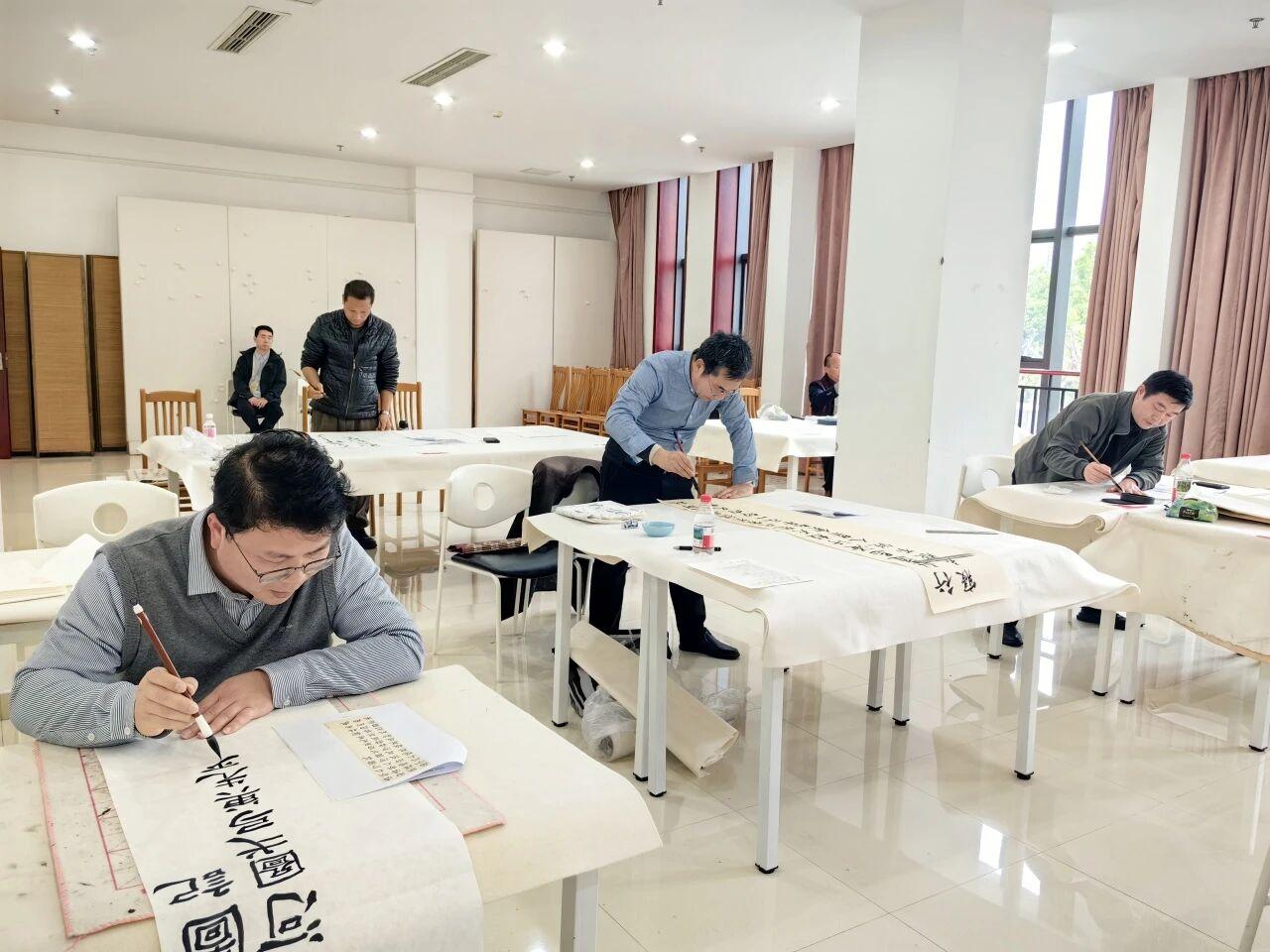 ca109250f2b4a7d693b76eb5b71dab22